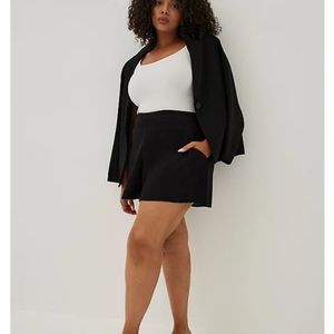 Torrid NWT SMOCKED WAIST SHORT - TEXTURED GAUZE BLACK